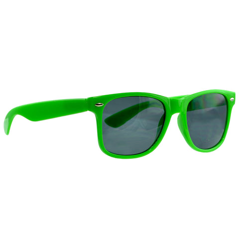 Unisex Classic Wayfarer UV Protected Smoke Gradient Lens Sunglasses Green